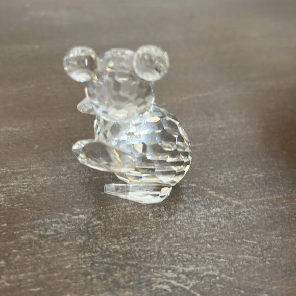 Swarovski Retired Koala Facing Right Endangered Species Crystal Figurine - Picture 3 of 4